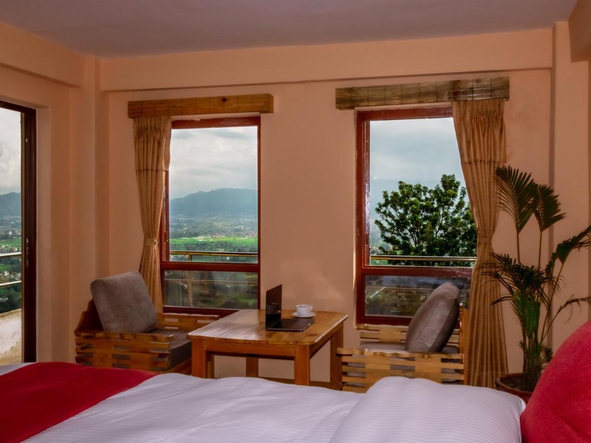 Eagle Nest Hotel Bhatgoan Exteriér fotografie